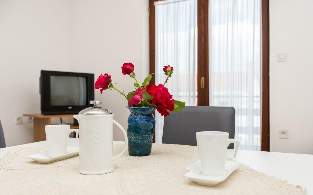 Apartman Broznic Šilo Exterior foto